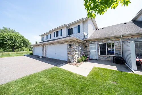17083 Eagleview Way Photo 1