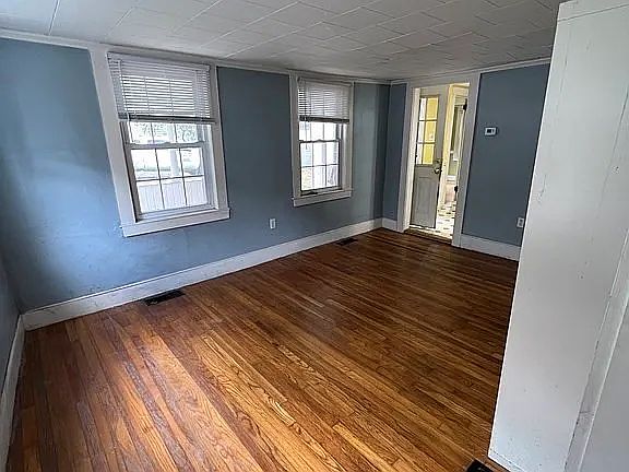 2nd image of 13 Walcott St