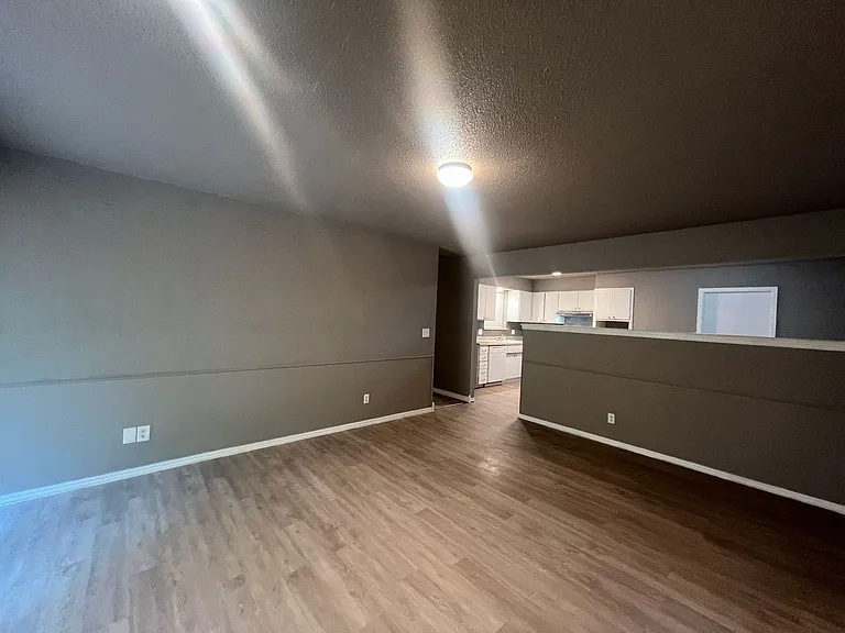 503 Turtle Creek Dr — Photo 9