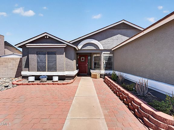 3rd image of 7862 W CHERYL Drive