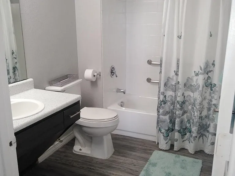 Mission Del Rio Apartment Homes — Photo 7