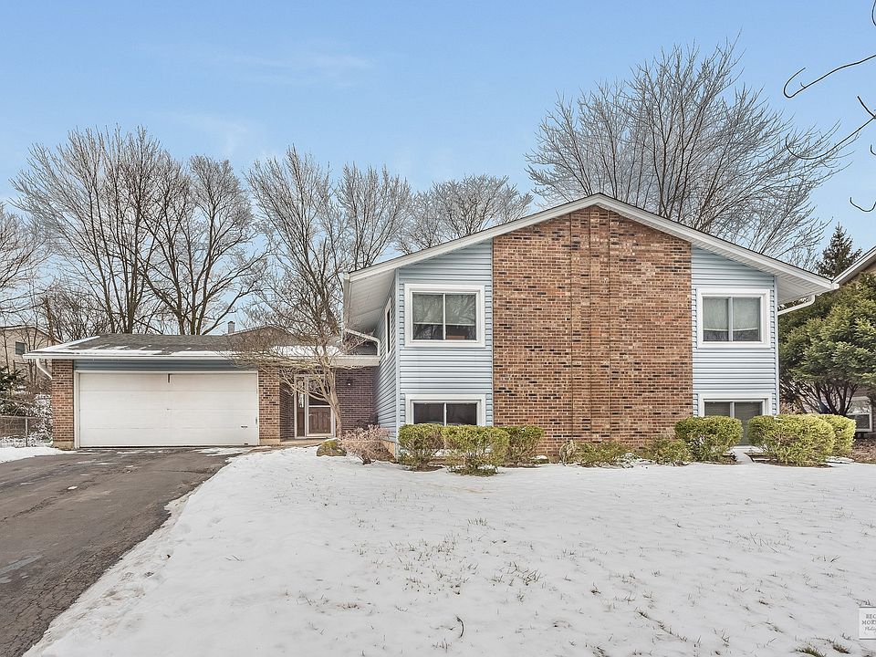 1st image of 403 Langford Dr