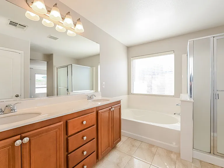 6171 Blue Rapids Ct — Photo 12