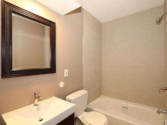 4th image of 3854 Standish Ave