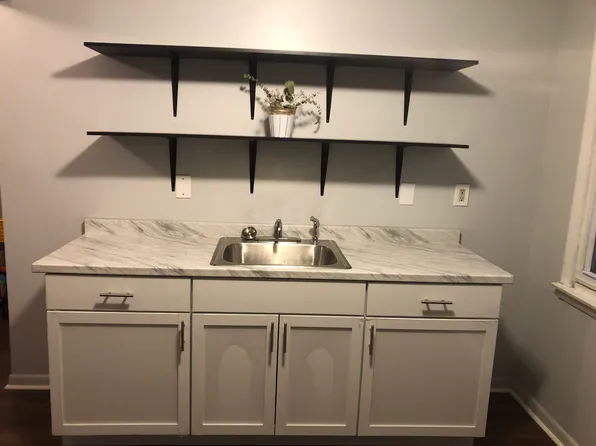 1 Union Ave #1, Bridgeport, CT 06607