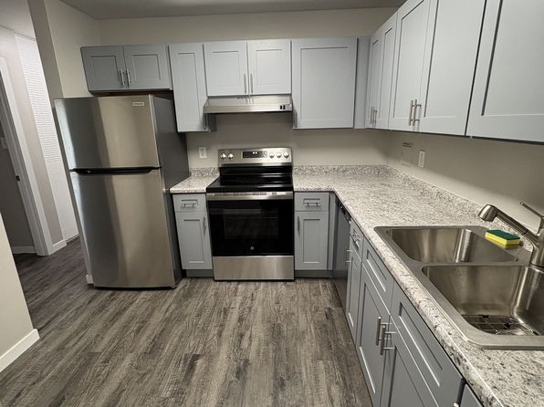 200 W 75th Pl #2302L