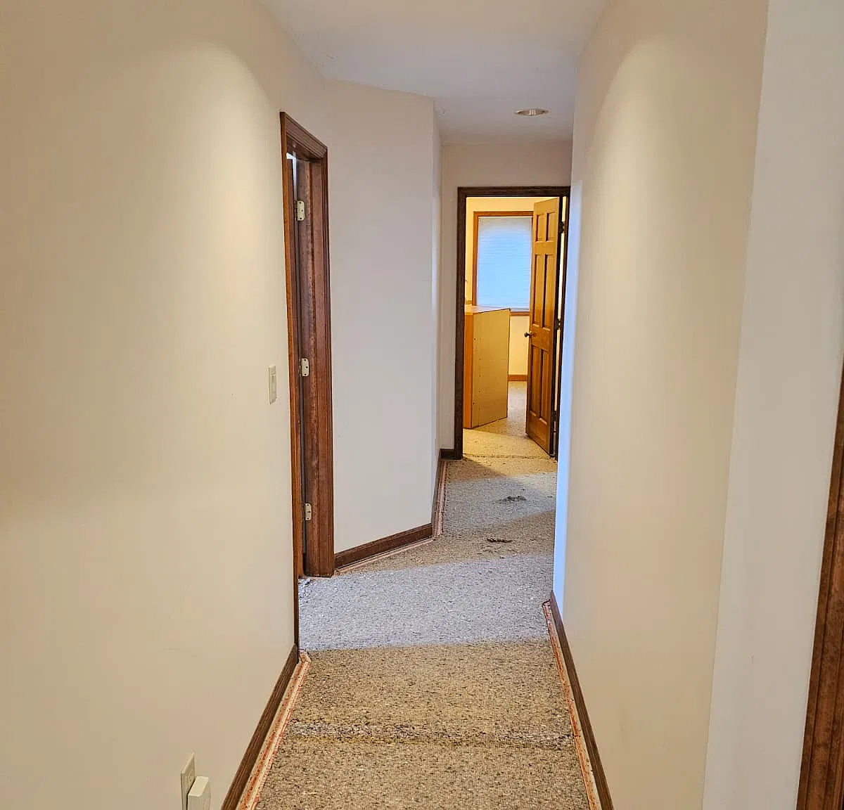 5 bed, 3.5 bath, 3732 sqft, $4,600 — Photo 4
