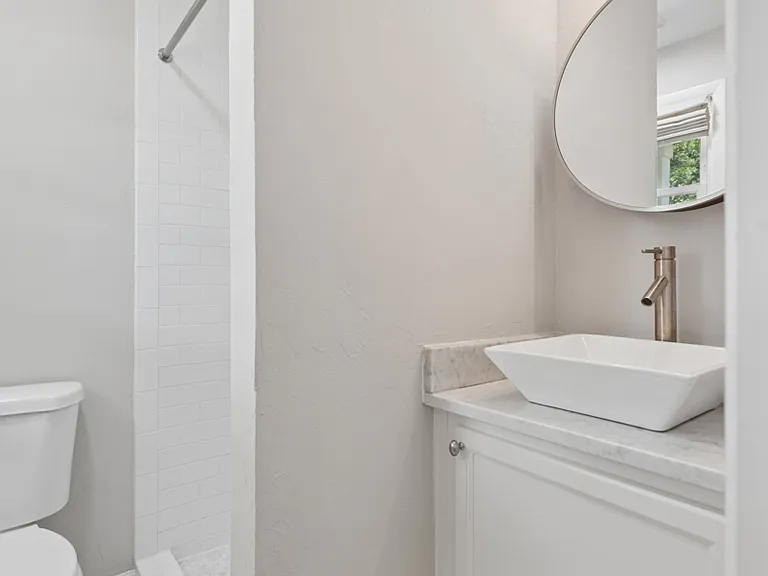 5004 Danby Dr — Photo 46