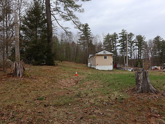 3rd image of 31 Great Pond Rd