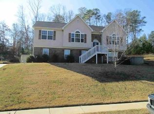 5446 S Crest Ridge Dr, Ellenwood, GA 30294