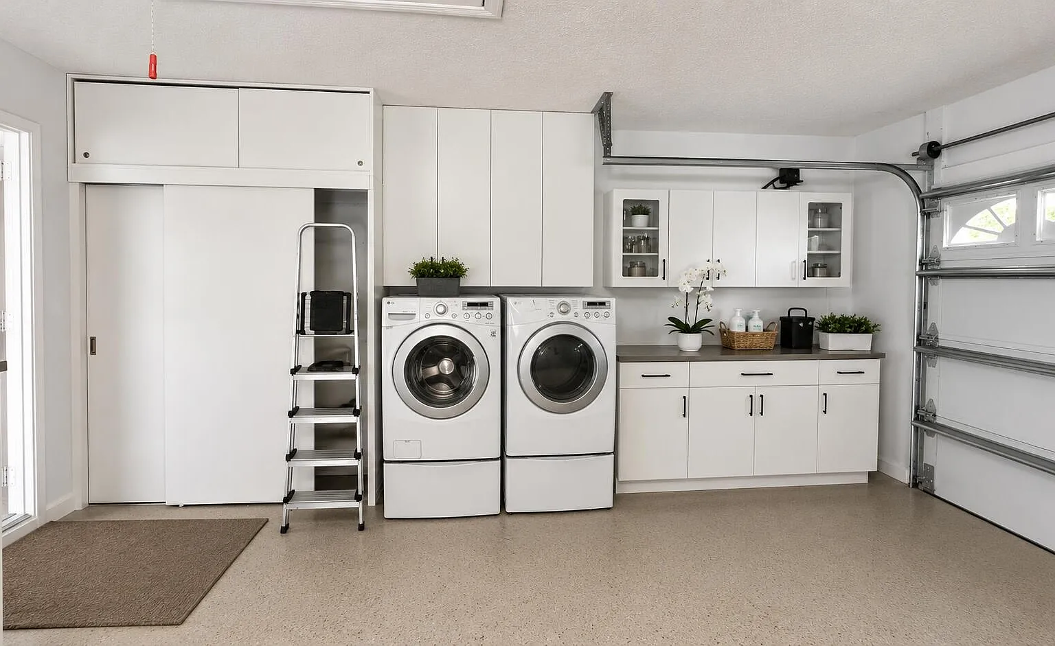 4107 Carriage Dr — Photo 4