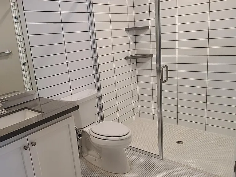 1066 Forbes Ln — Photo 26