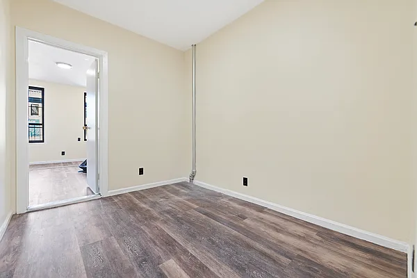 Rented by REAL New York | media 8