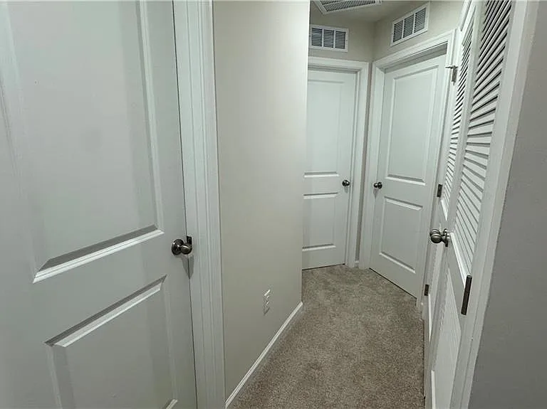 4034 Hemlock Ct — Photo 20
