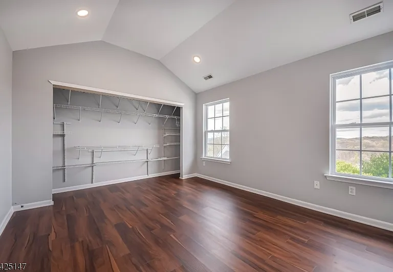 227 Winding Hill Dr — Photo 16