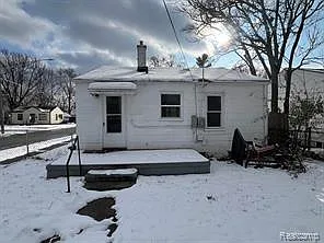 11123 Hudson Ave — Photo 4