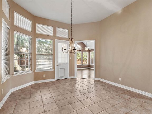 5th image of 1313 Paprika Dr
