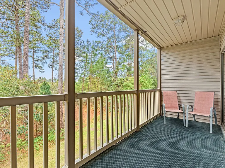 412 Pinehurst Ln #15F — Photo 19
