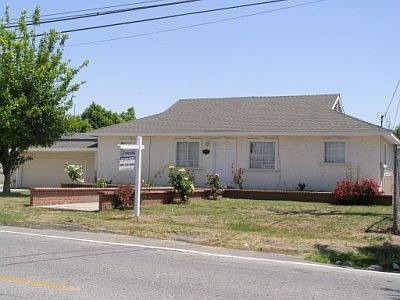 1st image of 8459 Almond Ave