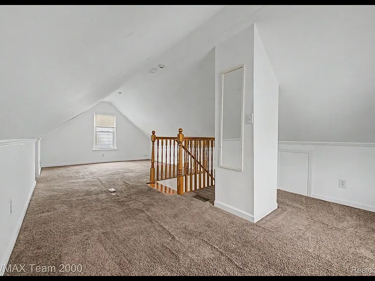 5635 Westpoint St — Photo 25
