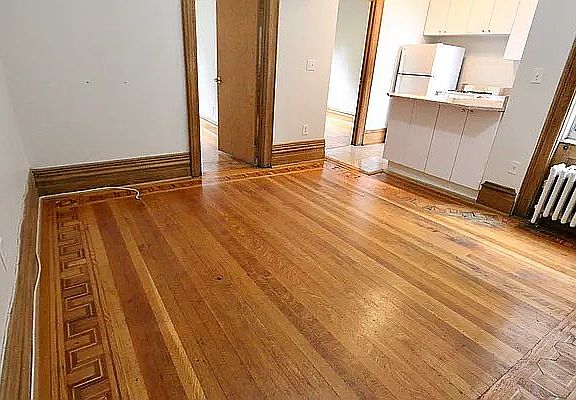3rd image of 42 Bank St APT 32