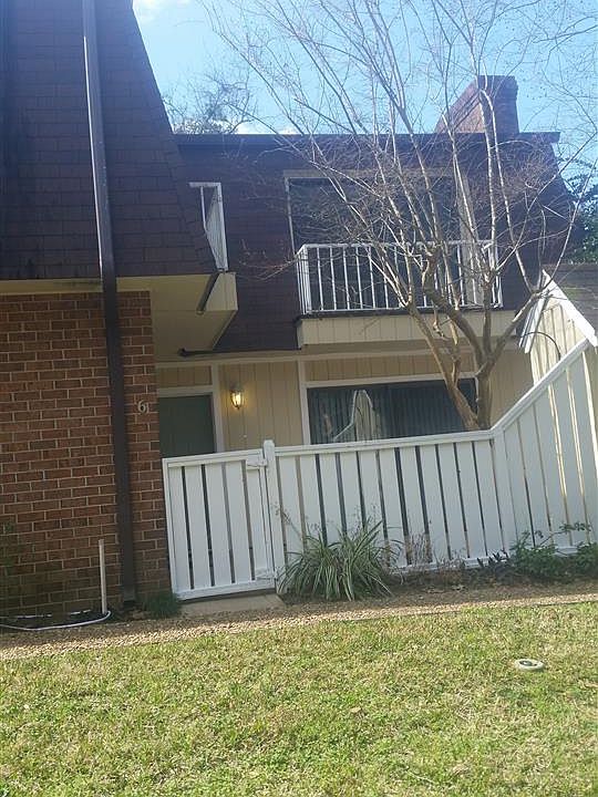 1st image of 2965 Shamrock St N APT B6