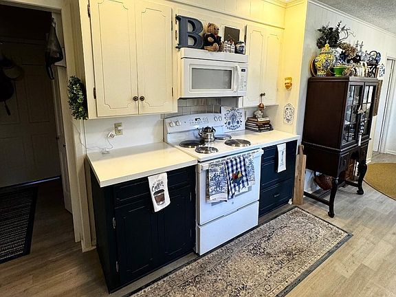4th image of 1509 W 40th St