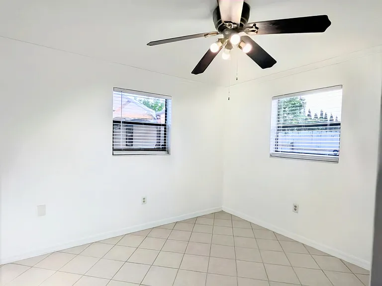 4340 N Mary Cir — Photo 12