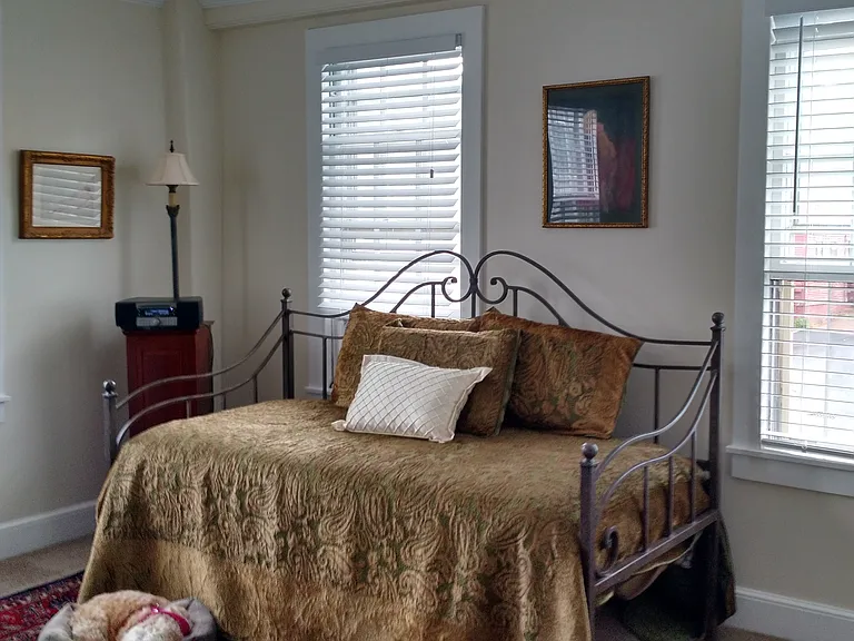 2-40 The Hl #2 — Photo 2