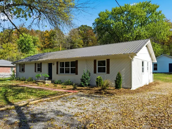 1116 Slaters Creek Rd, Goodlettsville, TN 37072