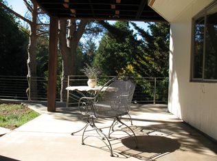 6044 SW Madison Ct, Portland, OR 97221