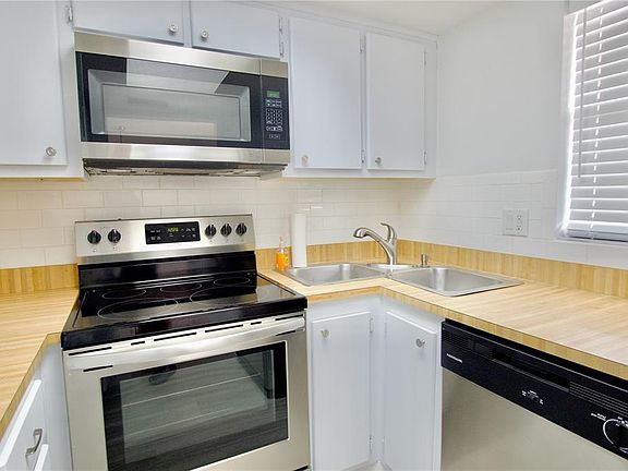 5th image of 5135 Gemstone Dr APT 202