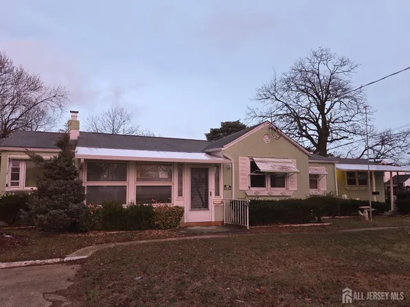 414 Main St, Keansburg, NJ 07734