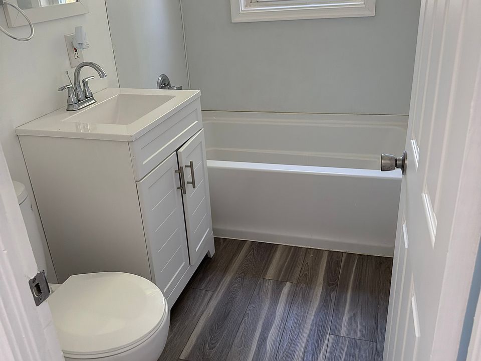 1st image of 627629 Virginia Ave #627