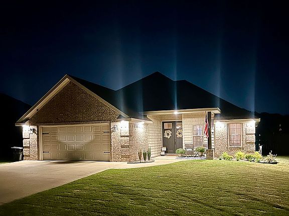 2nd image of 6020 Wisteria Ln