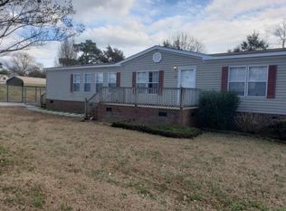 107 Grove Creek Dr, Westminster, SC 29693