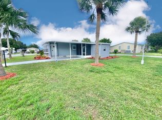 1038 Warbler Ct, Barefoot Bay, FL 32976