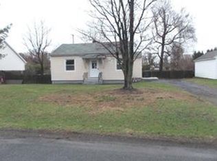 1030 Argo Blvd, Schenectady, NY 12303