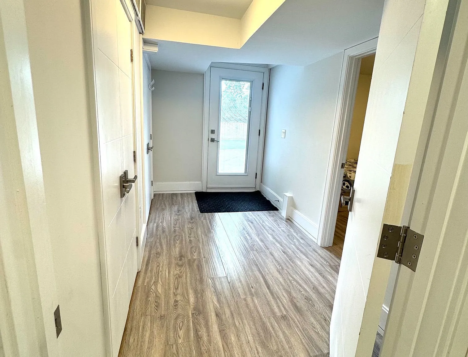 1 bed, $1,800 — Photo 2