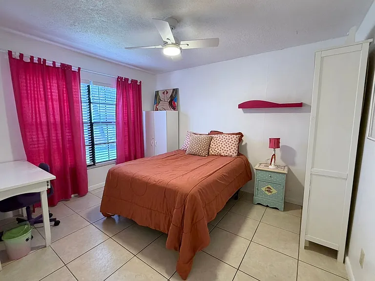 2570 Shadybranch Dr — Photo 13
