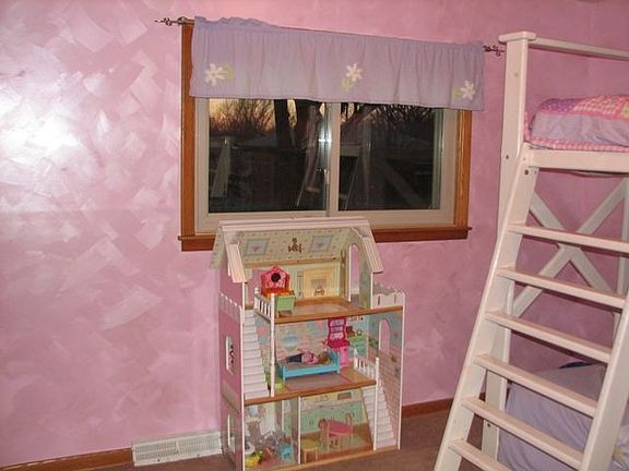 Girls' Room