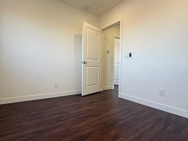 3935 1/2 Arlington Ave #3935-1/2 — Photo 13