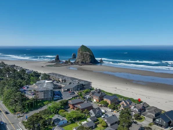 1360 Pacific St, Cannon Beach, OR 97110