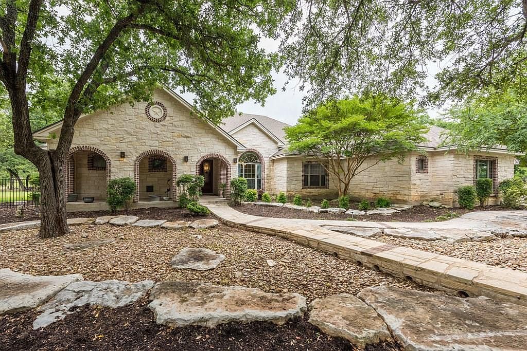 300 Woodland Park, TX 78633 Zillow