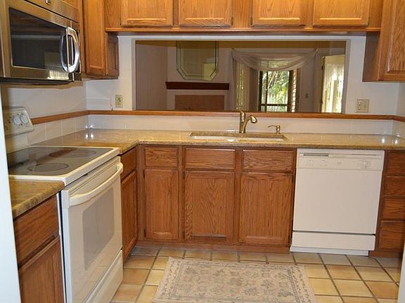 5th image of 2666 Walnut Dr