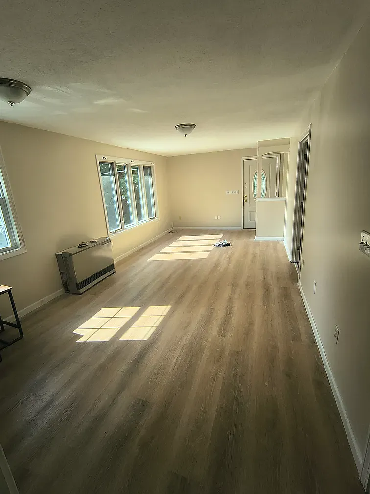 Simard Apartments — Photo 4