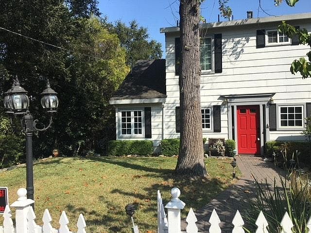 1st image of 20980 Canyon View Dr