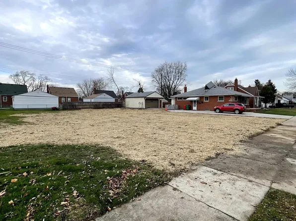Vacant Semrau Ave, Eastpointe, MI 48021