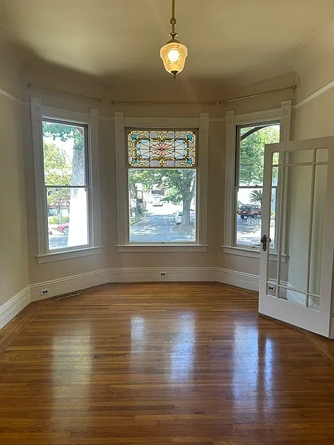 2 bed, 1800 sqft, $3,045 — Photo 2