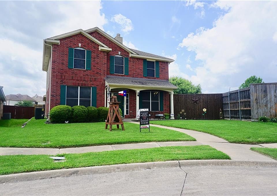 1st image of 1439 Vanderbilt Ln